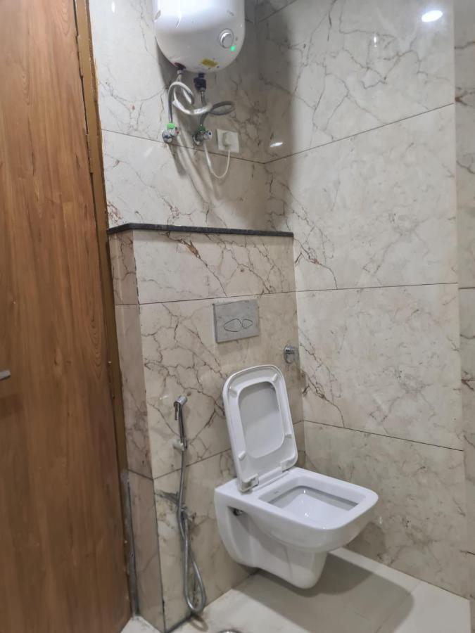 Amahi Inn - Sector 48 Gurgaon Eksteriør billede