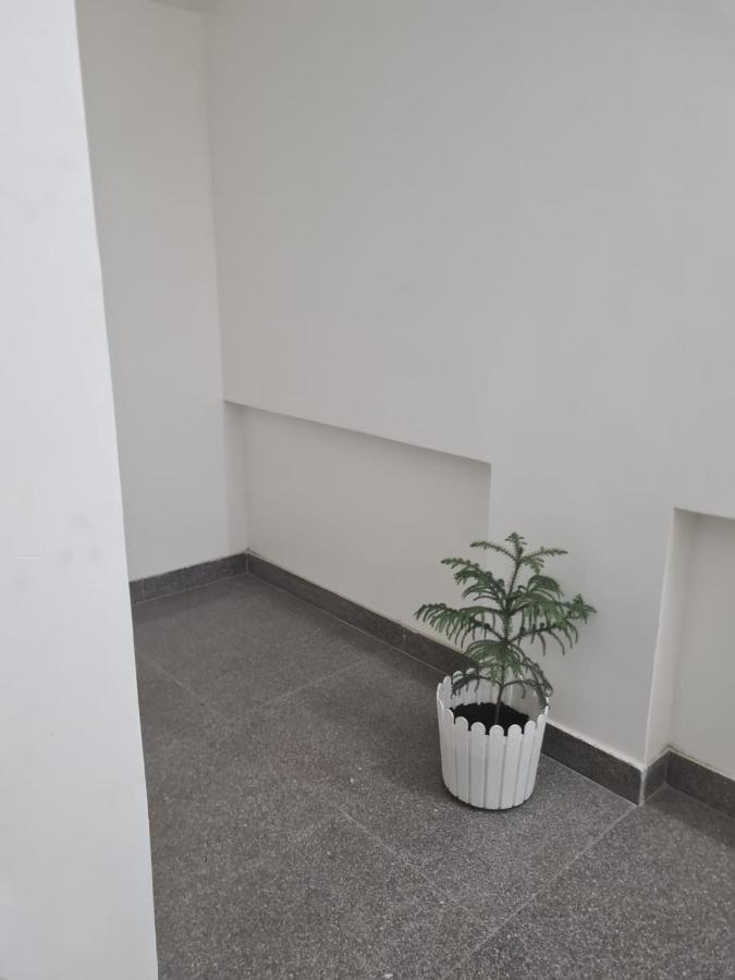 Amahi Inn - Sector 48 Gurgaon Eksteriør billede
