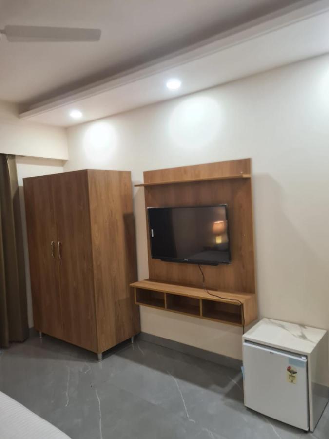Amahi Inn - Sector 48 Gurgaon Eksteriør billede
